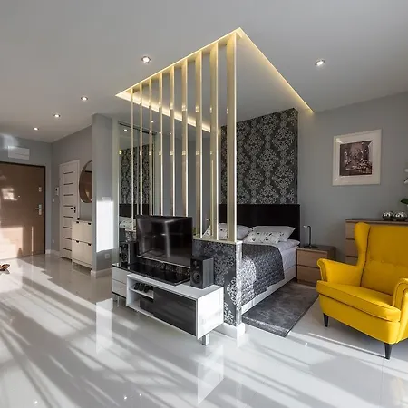 Athome Apartment *
